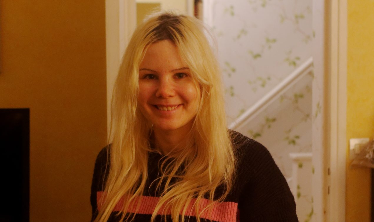 Mariie : Une Artiste au Cœur des Fêtes Familiales