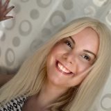 De l’écolière à l’écrivaine, la vision intérieure de l’artiste